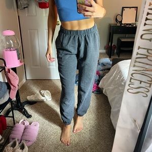 BRANDY MELVILLE SWEATPANTS!